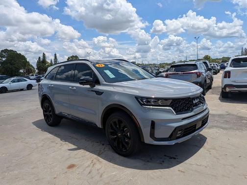Wolf Gray 2023 Kia Sorento SX-PRESTIGE