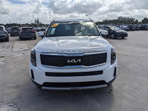 2022 Kia Telluride LX