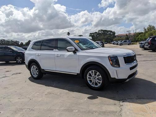 2022 Kia Telluride LX