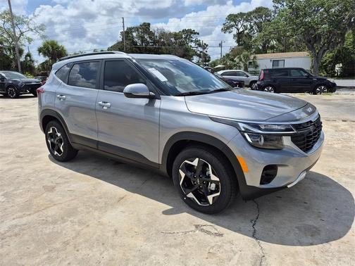 2025 Kia Seltos EX