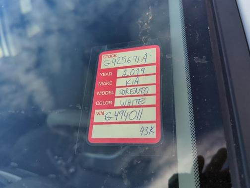 2019 Kia Sorento LX