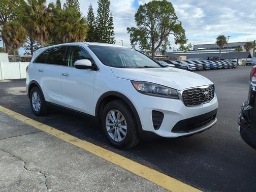 2019 Kia Sorento LX
