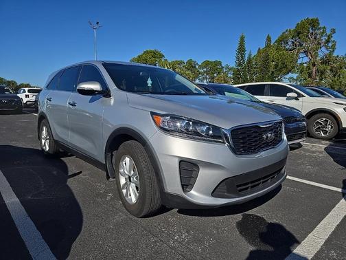 2019 Kia Sorento LX