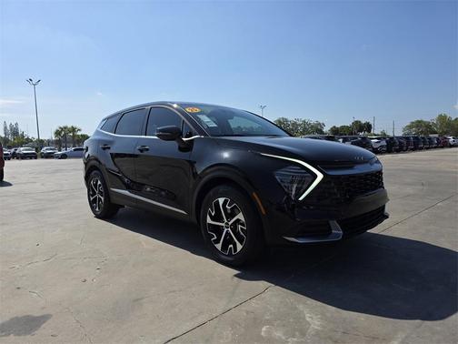 2025 Kia Sportage EX