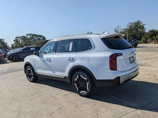 2024 Kia Telluride S