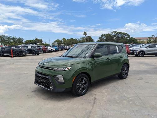 2022 Kia Soul EX