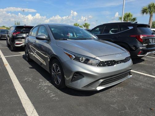 Steel Gray 2024 Kia Forte LXS