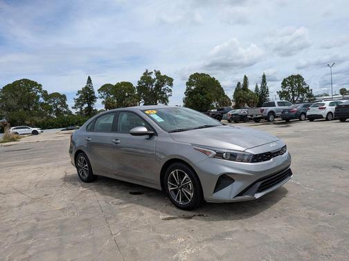Steel Gray 2024 Kia Forte LXS