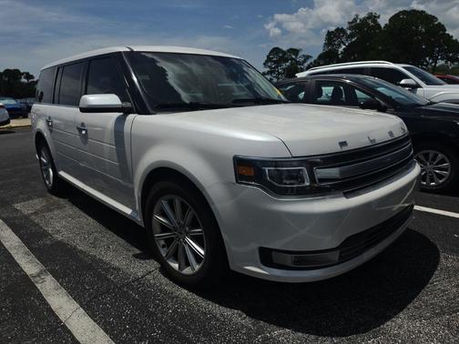 White Platinum Clearcoat Metallic 2019 Ford Flex Limited