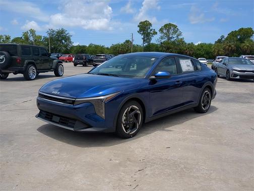 2025 Kia K4 EX