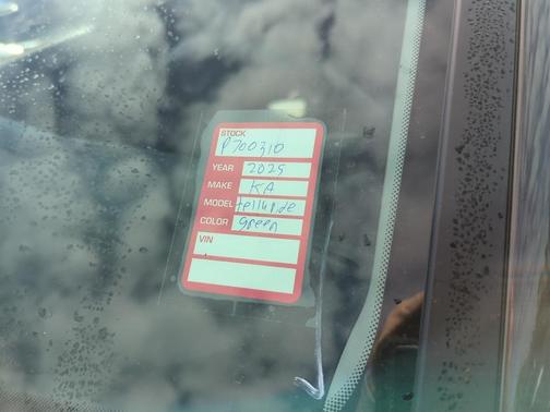 2025 Kia Telluride S