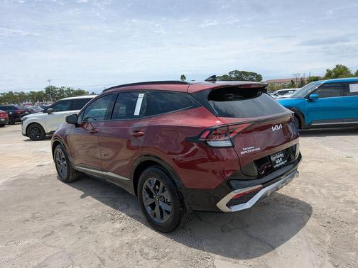 Red 2023 Kia Sportage Hybrid SX-Prestige