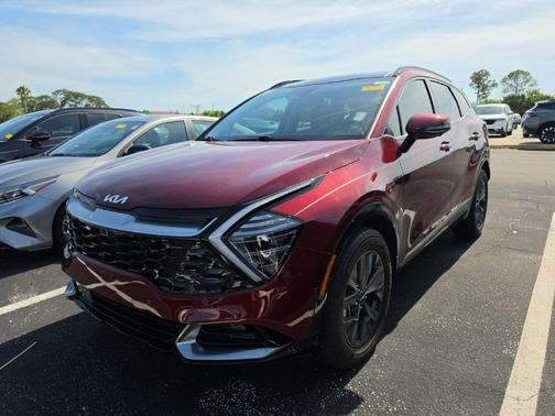 Red 2023 Kia Sportage Hybrid SX-Prestige