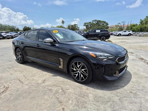 2023 Kia Stinger GT-Line