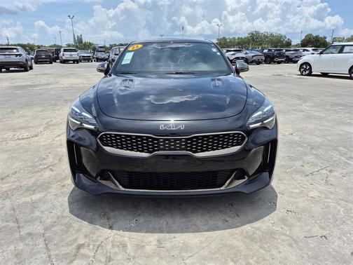 2023 Kia Stinger GT-Line