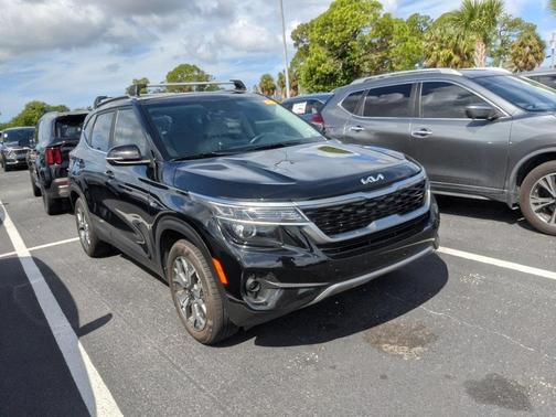 2023 Kia Seltos EX
