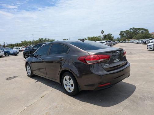 Titanium Bronze 2018 Kia Forte LX