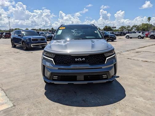 2022 Kia Sorento SX