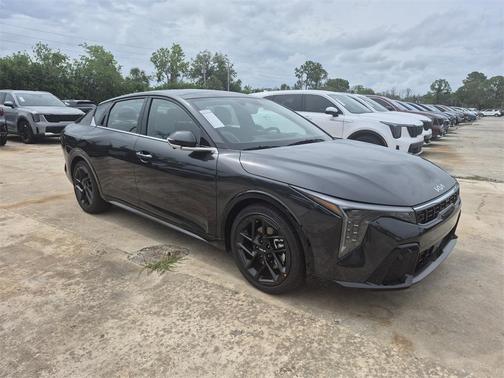 2025 Kia K4 GT-Line Turbo