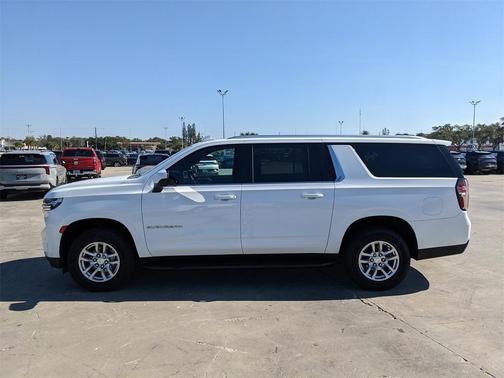 2021 Chevrolet Suburban LS