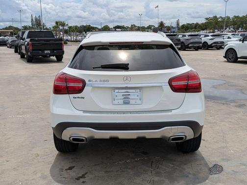 Polar White 2019 Mercedes-Benz GLA 250 Base