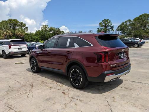 2025 Kia Sorento S