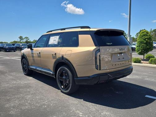 Terrain 2027 Kia Telluride SX