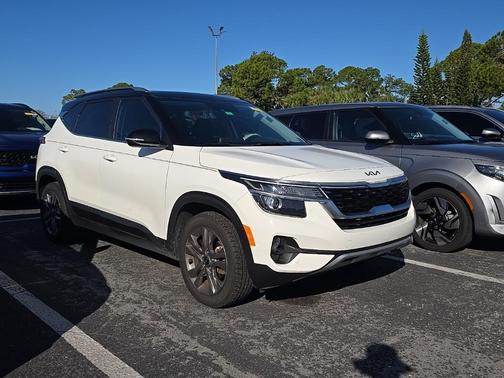 2023 Kia Seltos S
