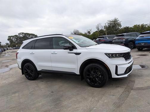 2023 Kia Sorento SX