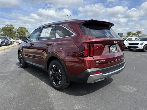 2025 Kia Sorento S