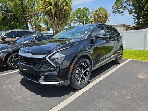 Ebony Black 2023 Kia Sportage EX