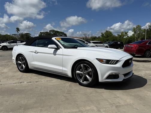 2015 Ford Mustang V6