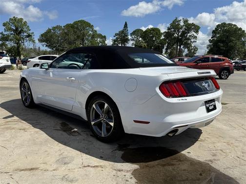 2015 Ford Mustang V6