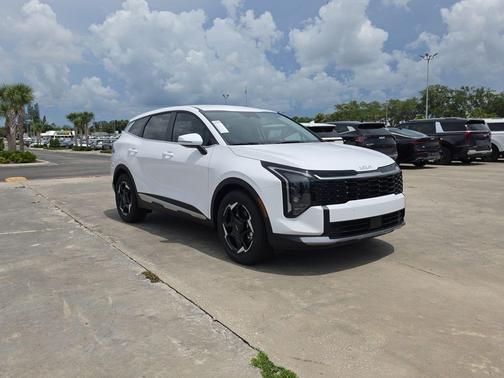 Glacial White Pearl 2026 Kia Sportage EX