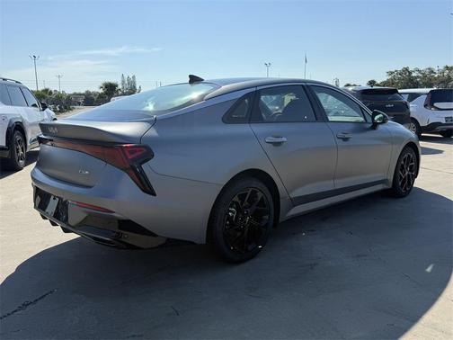 2026 Kia K5 GT-Line