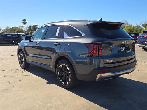 2024 Kia Sorento S