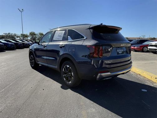 2025 Kia Sorento S