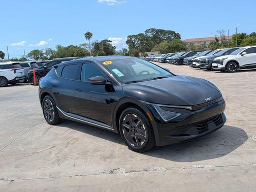 Ebony Black 2025 Kia EV6 Light