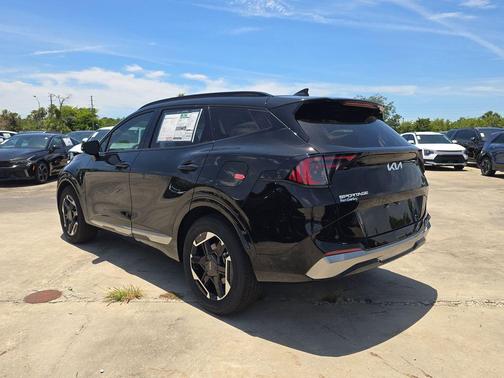 Ebony Black 2026 Kia Sportage SX