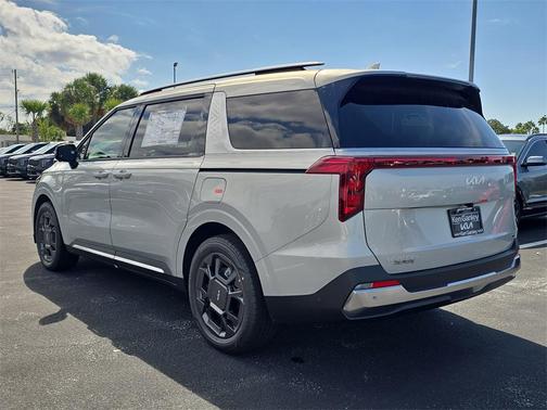 2026 Kia Carnival Hybrid SX