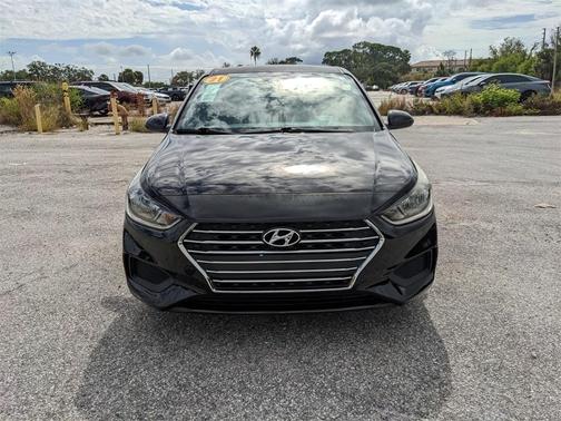 2021 Hyundai Accent SE