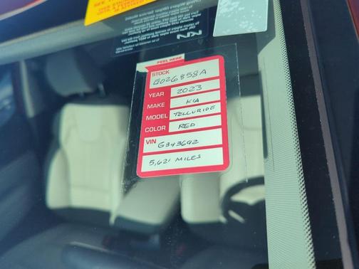 Red 2023 Kia Telluride EX