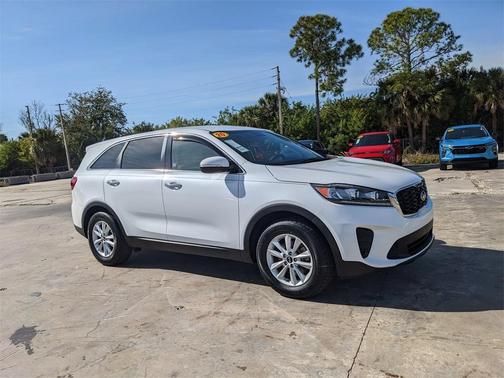 2020 Kia Sorento LX