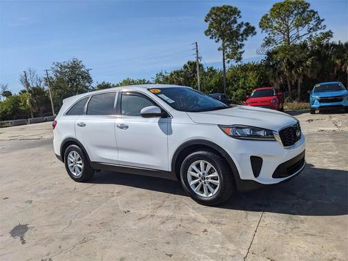 2020 Kia Sorento LX