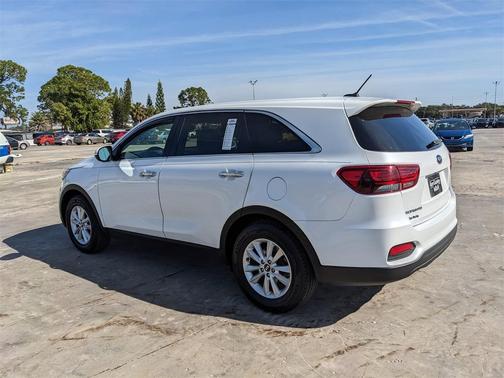 2020 Kia Sorento LX