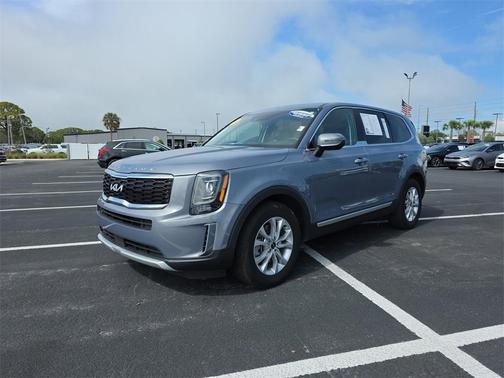 2022 Kia Telluride LX