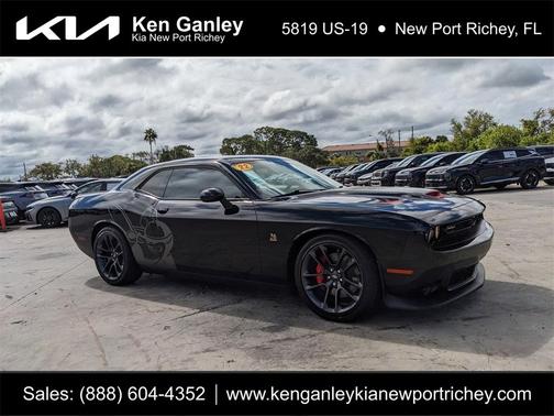 2022 Dodge Challenger R/T Scat Pack