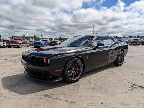 2022 Dodge Challenger R/T Scat Pack