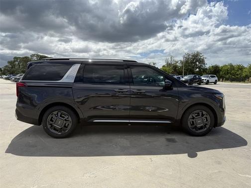 2026 Kia Carnival SX