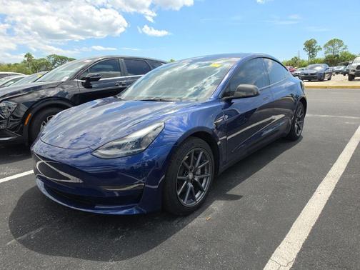 Blue 2023 Tesla Model 3 Base